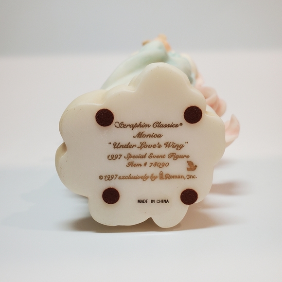 Seraphim Classics - Monica "Under Love's Wing" Cir. 1997 (Retired) - Picture 5 of 13